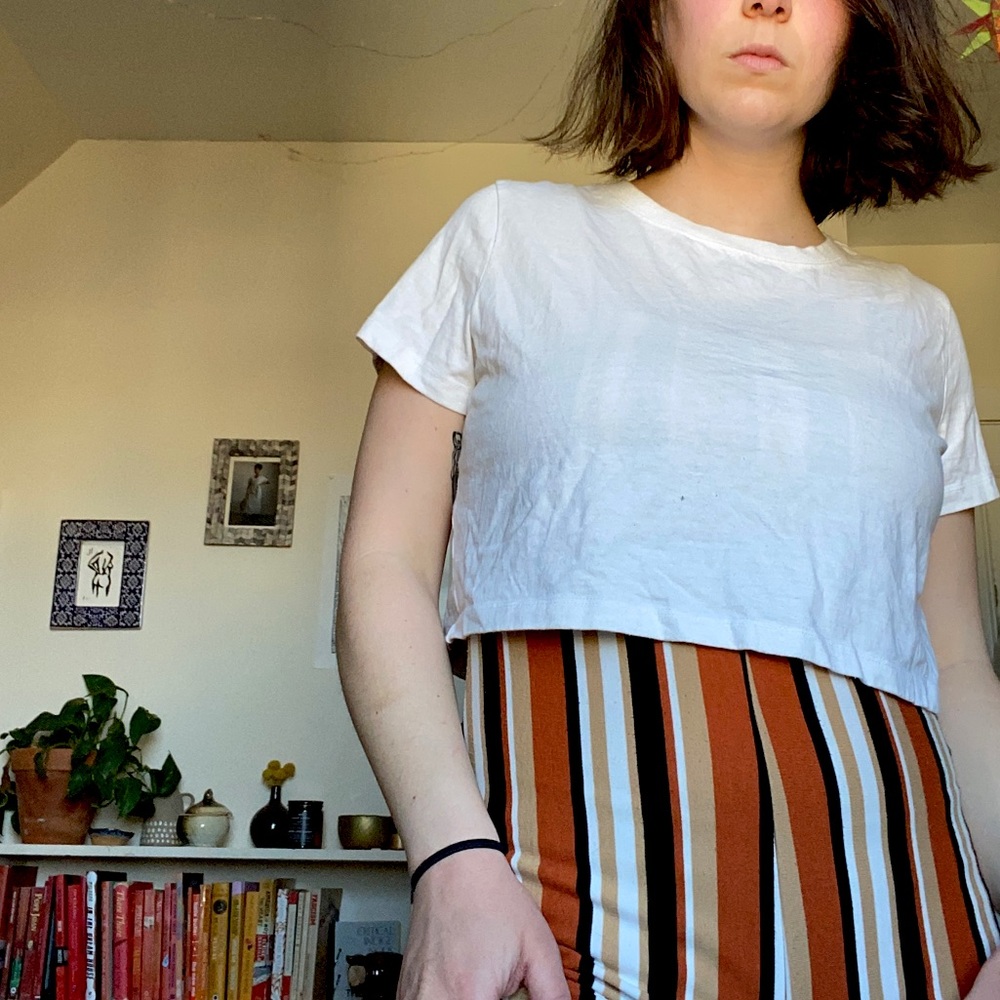 Urban Outfitters White Cropped Tee